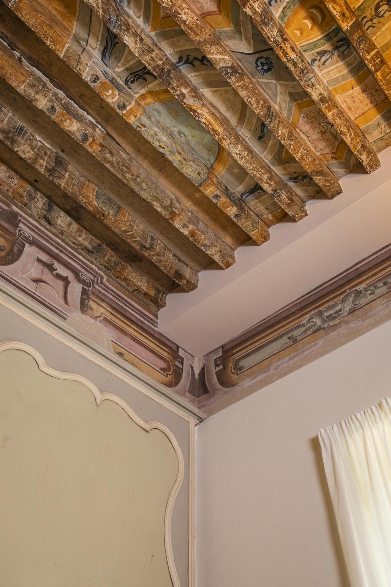 Palazzo Ratti Boutique Rooms Cherasco Exterior foto